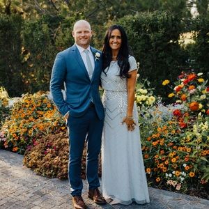 Perfect new condition Adriana Papel dress formal